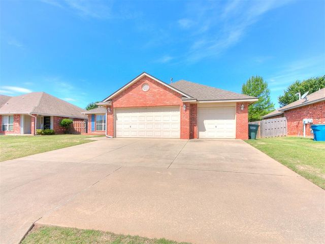 2129 Appalachian Trail, Edmond, OK 73003