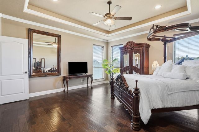 162 Ellis Spring Drive, Weatherford, TX 76085