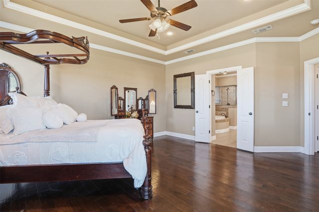 162 Ellis Spring Drive, Weatherford, TX 76085