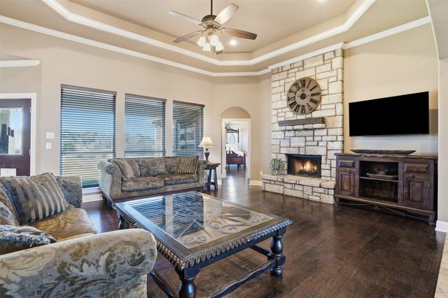 162 Ellis Spring Drive, Weatherford, TX 76085