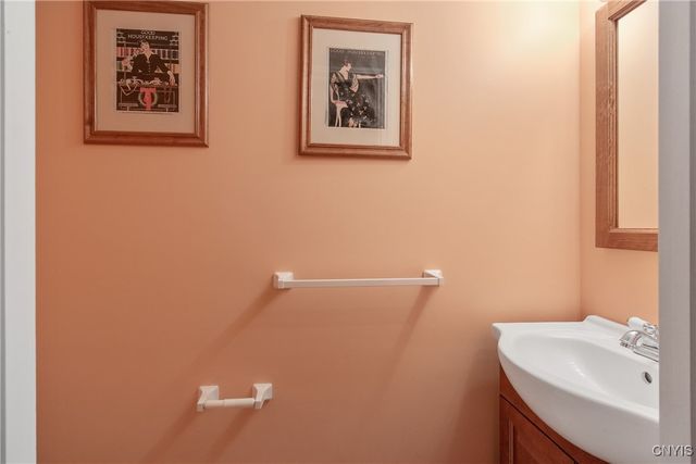 7197 Willow Road, Clay, NY 13212
