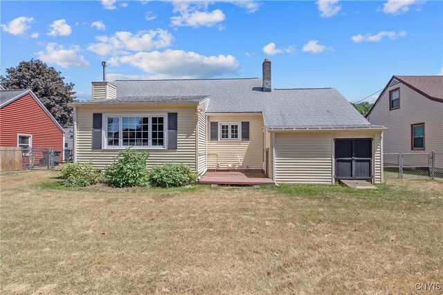 7197 Willow Road, Clay, NY 13212