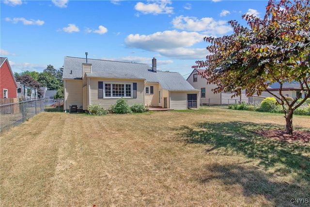 7197 Willow Road, Clay, NY 13212