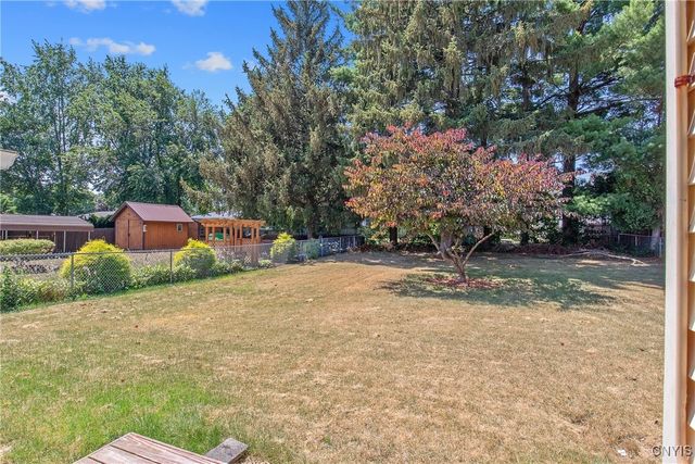 7197 Willow Road, Clay, NY 13212