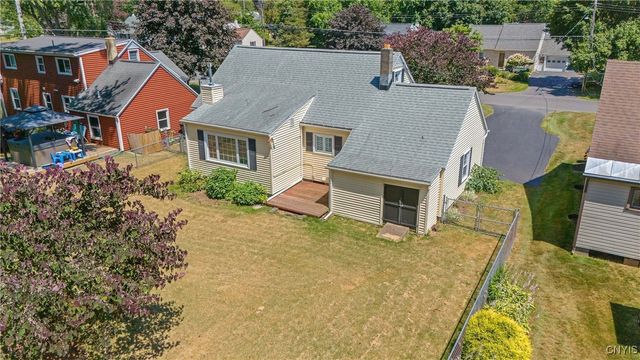 7197 Willow Road, Clay, NY 13212