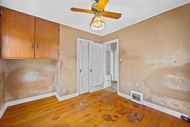2815 91st STREET, West Allis, WI 53227