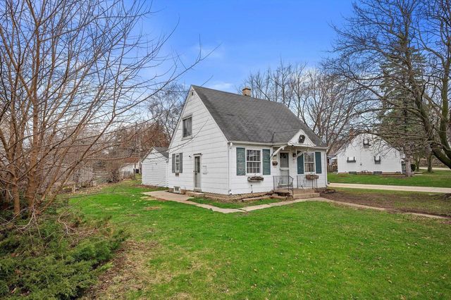 2815 91st STREET, West Allis, WI 53227