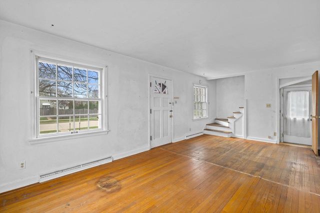 2815 91st STREET, West Allis, WI 53227