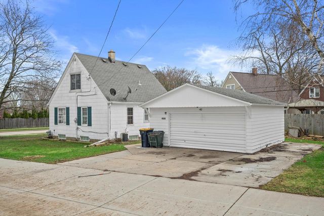 2815 91st STREET, West Allis, WI 53227