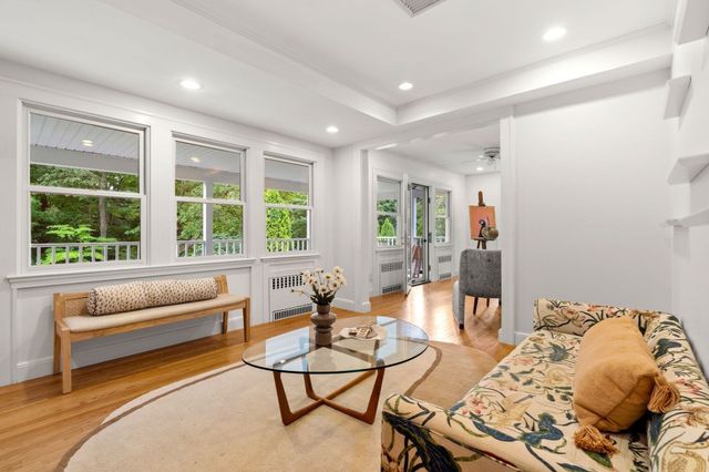 26 Prentiss Lane, Belmont, MA 02478