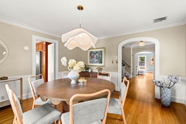 26 Prentiss Lane, Belmont, MA 02478