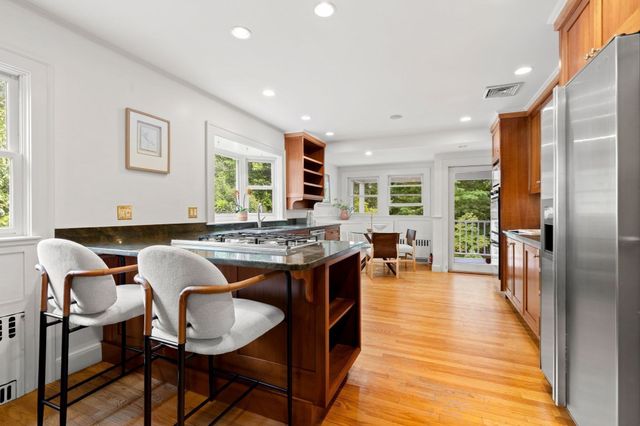 26 Prentiss Lane, Belmont, MA 02478