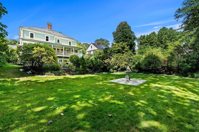26 Prentiss Lane, Belmont, MA 02478