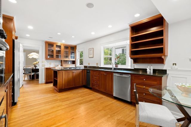 26 Prentiss Lane, Belmont, MA 02478