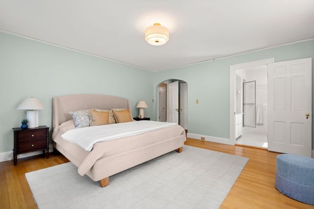 26 Prentiss Lane, Belmont, MA 02478