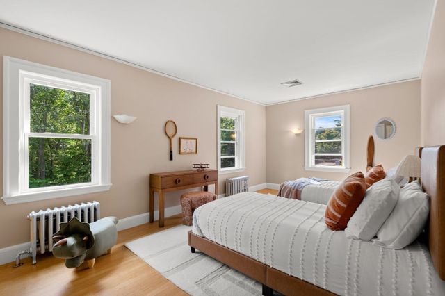 26 Prentiss Lane, Belmont, MA 02478