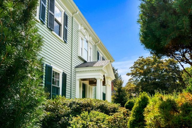26 Prentiss Lane, Belmont, MA 02478
