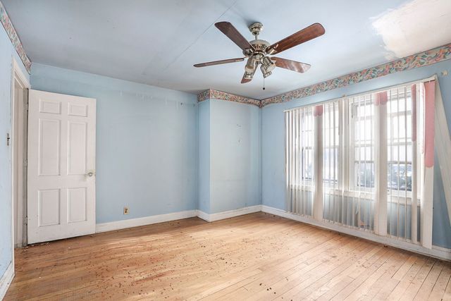 1815 Cleveland Street, Evanston, IL 60202