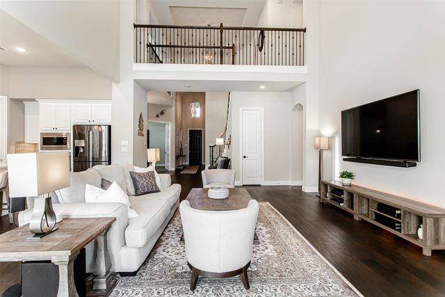 1051 Brookfield Drive, Prosper, TX 75078