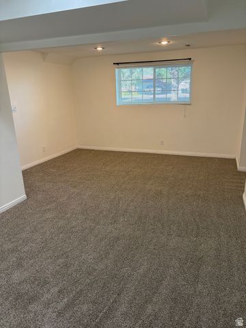 8957 S POWDERHORN CT, Sandy, UT 84093