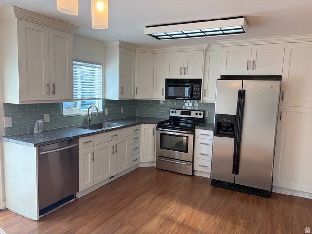 8957 S POWDERHORN CT, Sandy, UT 84093