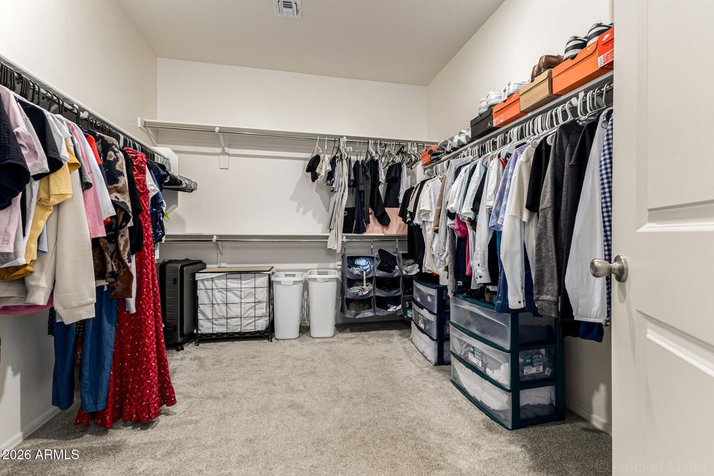 Image 25 of property listing at 3022 W ESTES Way, Laveen, AZ 85339