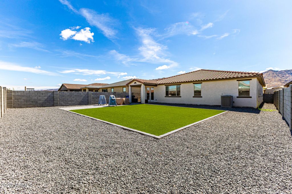 Image 35 of property listing at 3022 W ESTES Way, Laveen, AZ 85339