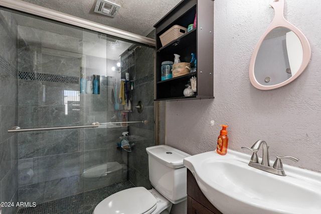 2022 W ASTER Drive, Phoenix, AZ 85029