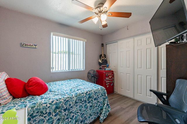 2022 W ASTER Drive, Phoenix, AZ 85029
