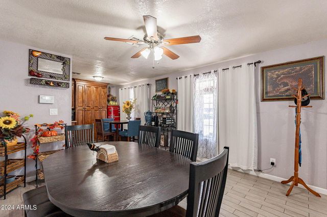 2022 W ASTER Drive, Phoenix, AZ 85029