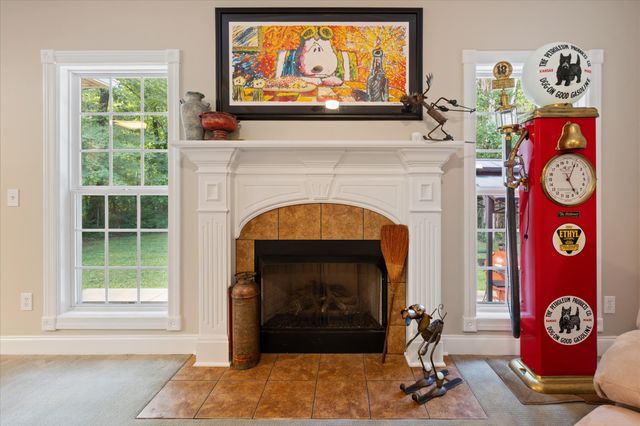 3432 Deerview Dr, Murfreesboro, TN 37128