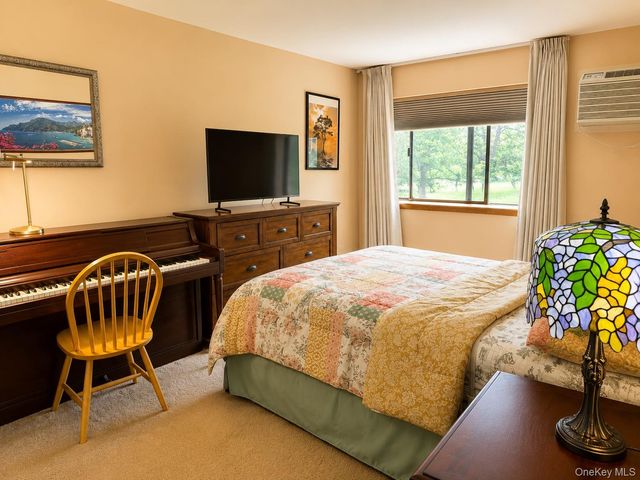 379 Richard Court, Pomona, NY 10970