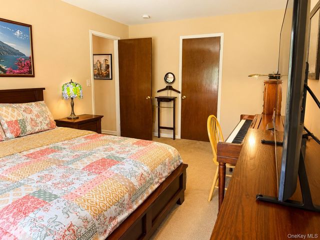 379 Richard Court, Pomona, NY 10970