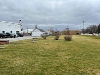 19510 Burnham Avenue, Lansing, IL 60438