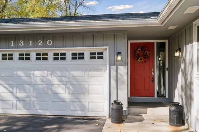 13120 Thomas Avenue S, Burnsville, MN 55337