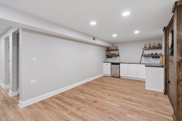 13120 Thomas Avenue S, Burnsville, MN 55337