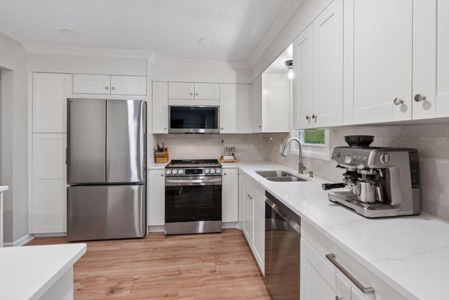 13120 Thomas Avenue S, Burnsville, MN 55337