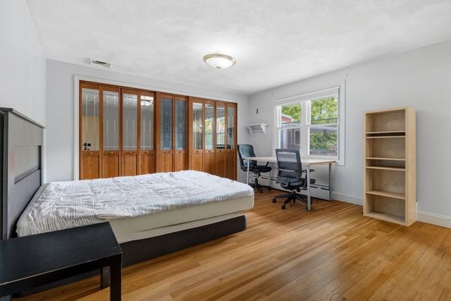 179 Woburn St, Medford, MA 02155