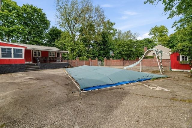179 Woburn St, Medford, MA 02155