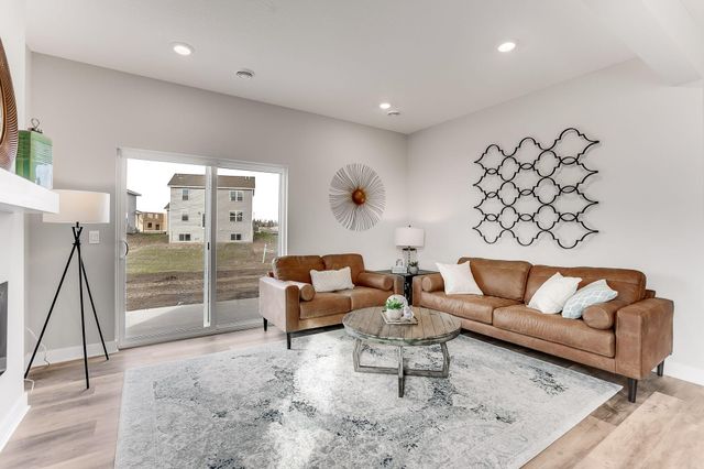 6648 209th Street W, Farmington, MN 55024