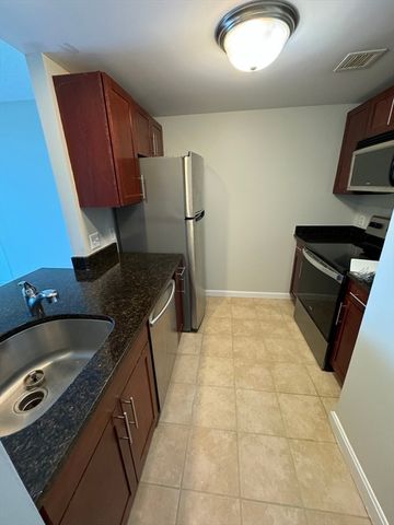 8-10 Museum Way 807, Cambridge, MA 02141
