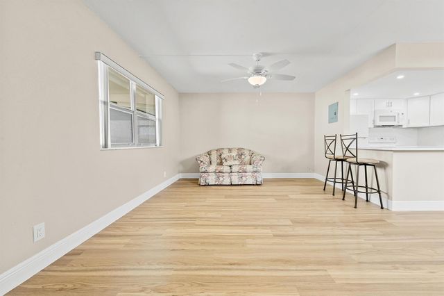 723 Flanders P, Delray Beach, FL 33484