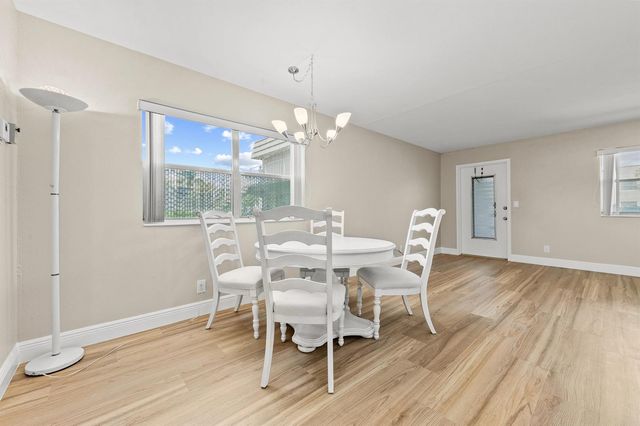 723 Flanders P, Delray Beach, FL 33484