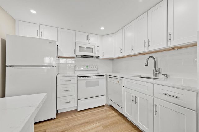 723 Flanders P, Delray Beach, FL 33484