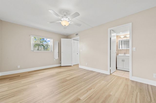 723 Flanders P, Delray Beach, FL 33484