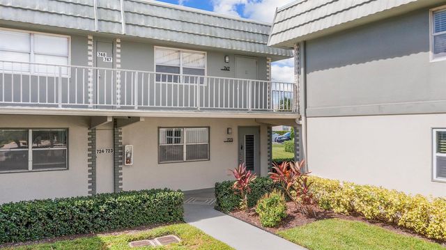 723 Flanders P, Delray Beach, FL 33484