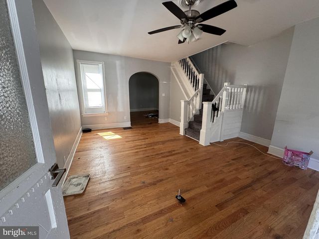 5312 CHESTNUT ST, Philadelphia, PA 19139