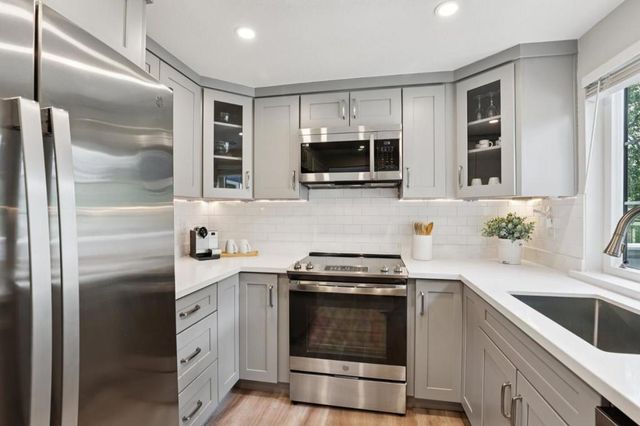 2890 Buena Crest Court, San Jose, CA 95121