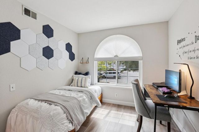 2890 Buena Crest Court, San Jose, CA 95121