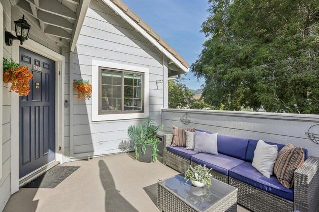 2890 Buena Crest Court, San Jose, CA 95121